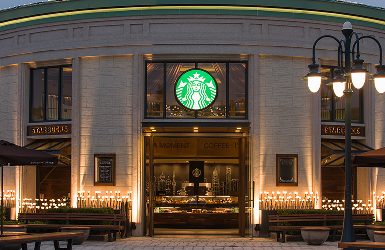 STARBUCKS 上海迪斯尼小鎮(zhèn)店